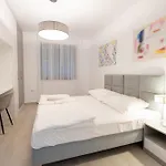 Luxury - Panorama